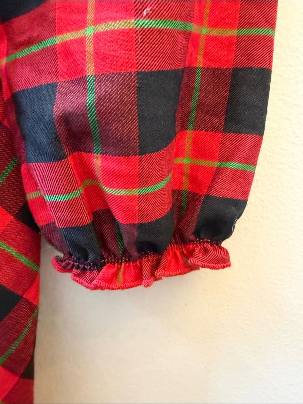 Disney Red Black Green Plaid Minnie Mouse Nightgown NEW Ice Skating Christmas - Picture 6 of 9